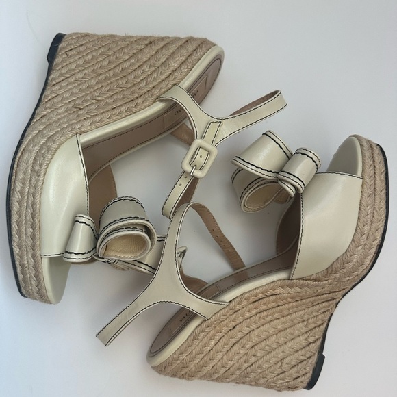 Valentino Leather Bow Wedge - Picture 10 of 15